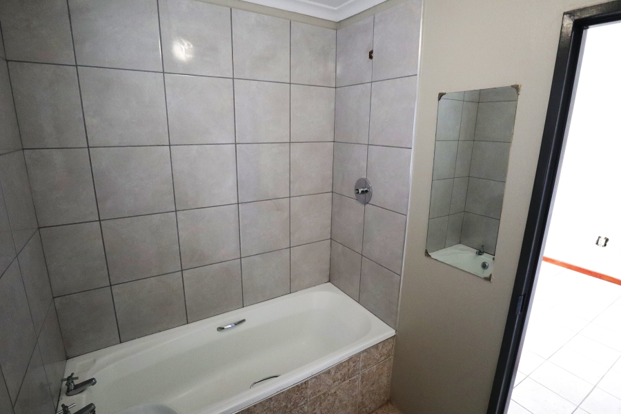 2 Bedroom Property for Sale in Bonny Brook Western Cape